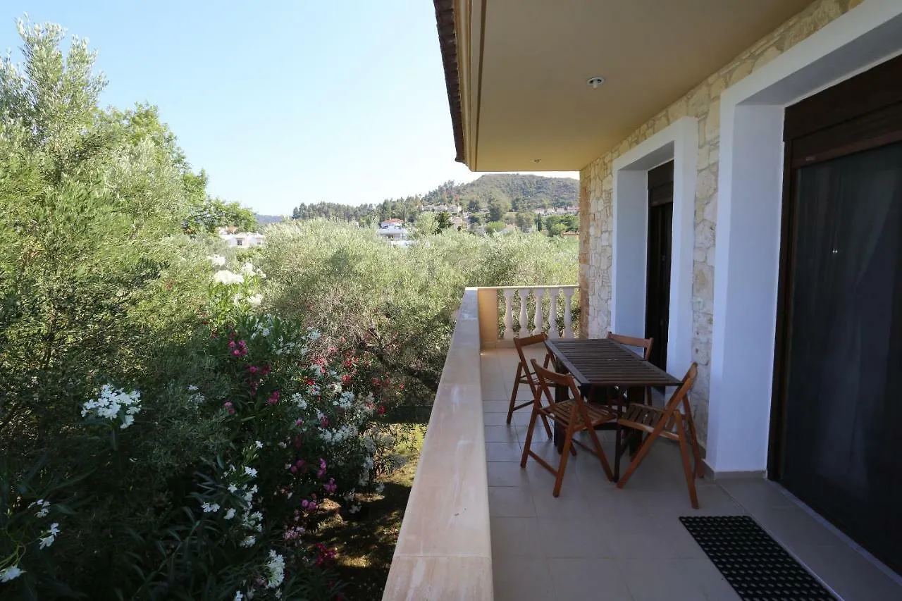 Villa Argo 2 - Beachfront, Big Gardens, Location! Pefkochori 0*,
